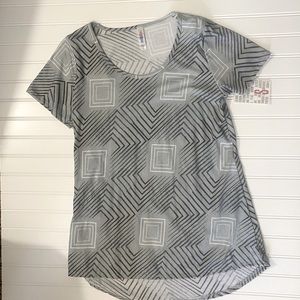New with Tags S Short Sleeve Classic T LuLaRoe Tee Shirt